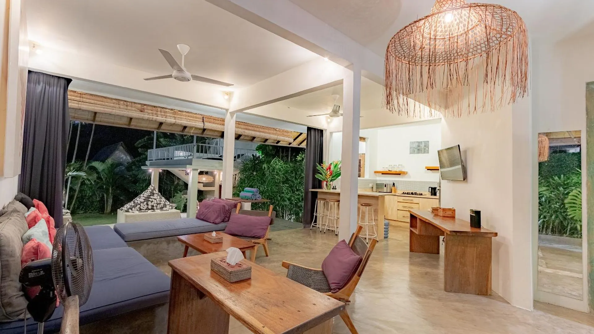 Villa Bumi - Playful & Quirky 3Br Villa Near Seminyak, A Unique Getaway Kerobokan   Kerobokan (Bali)