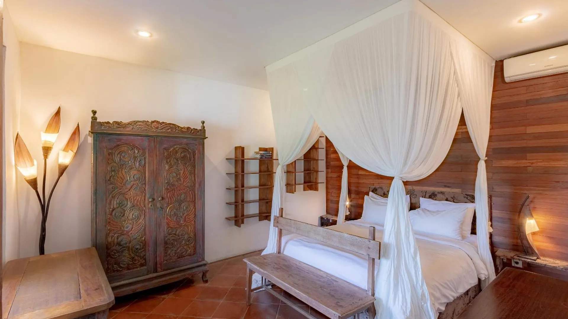 Villa Bumi - Playful & Quirky 3Br Villa Near Seminyak, A Unique Getaway Kerobokan