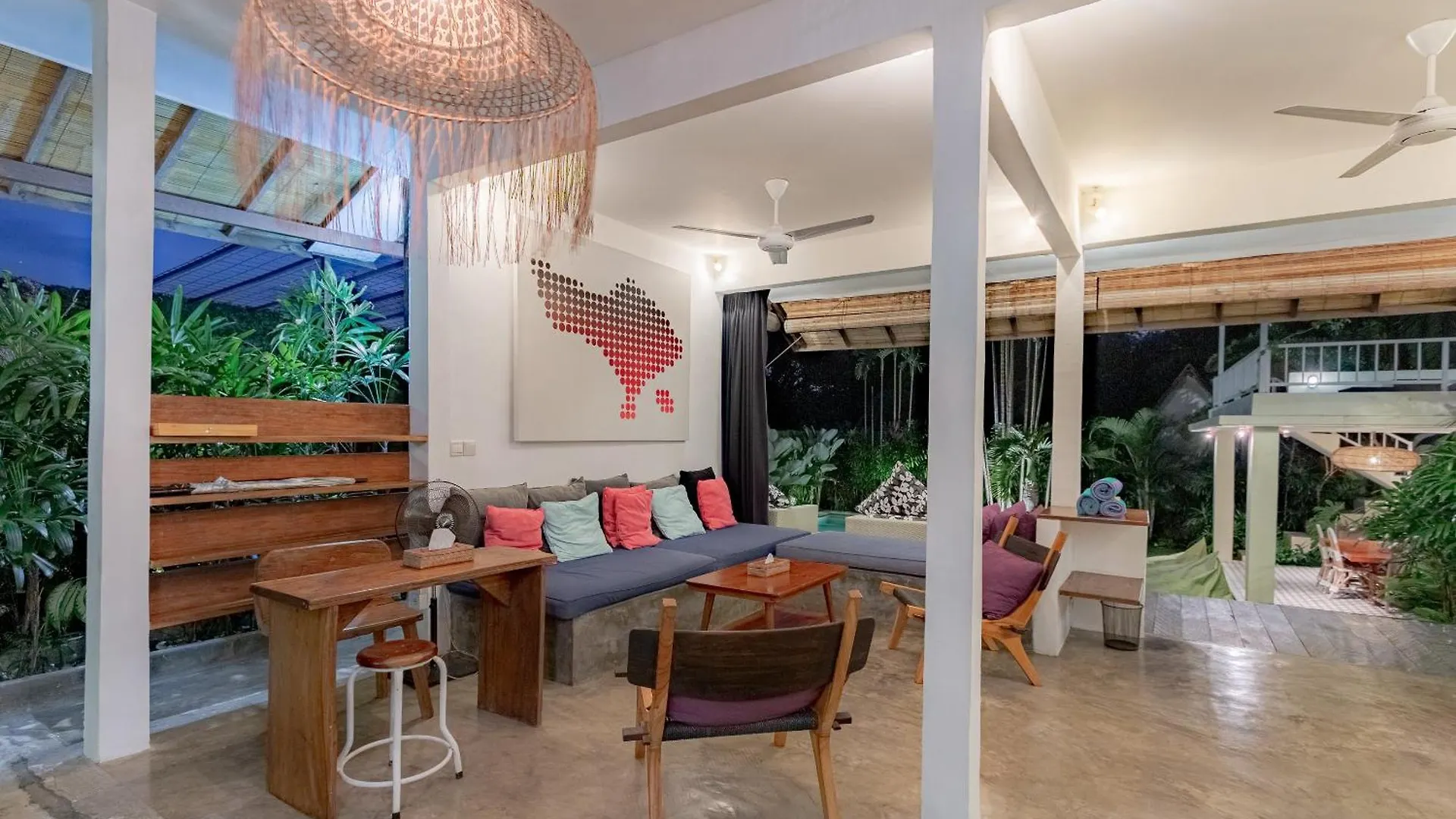 Villa Bumi - Playful & Quirky 3Br Villa Near Seminyak, A Unique Getaway Kerobokan